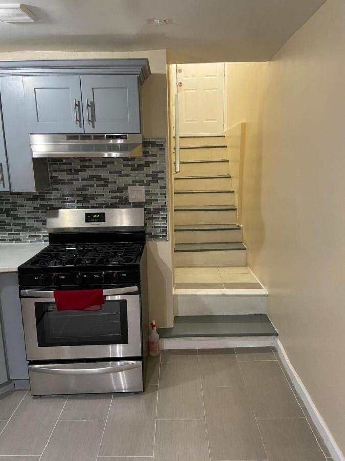 A Private Room In Queens New York City Exterior photo
